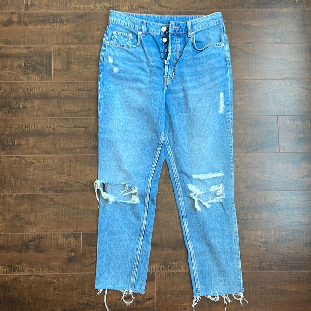 H&M // Slim Mom High Ankle Jeans // US 8